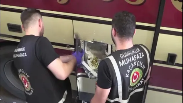 Kapıkule Sınır Kapısı'nda bir otobüste 87 kilo 752 gram uyuşturucu ele geçirildi