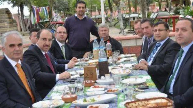 Karakaş'tan Green Park'a özel kutlama