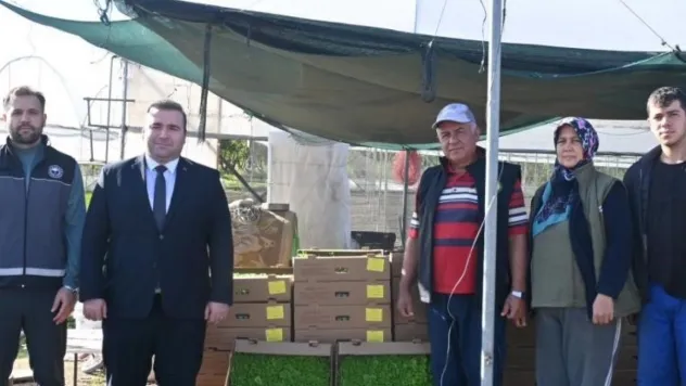 Kaymakam Ünal'dan çiftçilere sertifikalı tohum desteği