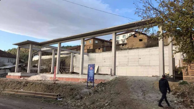 Kestel Belediyesi'nden Gölcük ve Ümitalan Mahallesi'ne düğün salonu