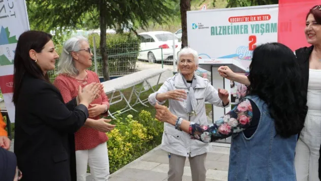 Kocaeli'nin ilk ve tek Alzheimer Yaşam Evi ikinci yaşını kutladı