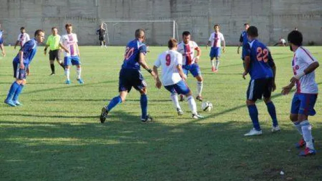 Komşuya futbol dersi..!