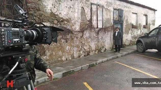 Lodosu fırsat bilip klip çekti