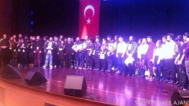Mektebim Okulları, ilk müzik yarışmasını dereceyle tamamladı