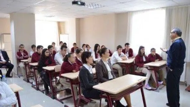 Mektebim Okulları'nda Sait Gürsoy Söyleşisi