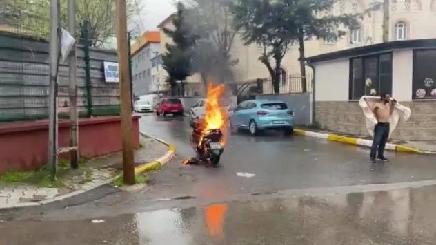 Motorunu yakan adam itfaiyenin söndürmesine izin vermedi