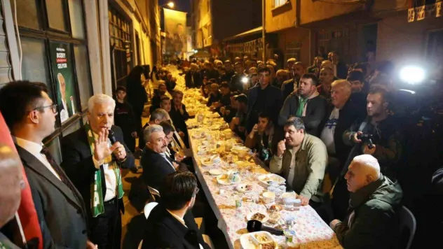 Mustafa Bozbey: 'Kentsel dönüşüm sözcüğüne hakaret ediyorlar'