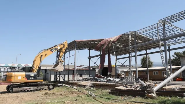 Nilüfer'de kaçak yapılarla mücadele devam ediyor