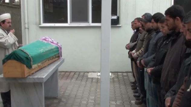 Öldürülen Kadın Toprağa Verildi