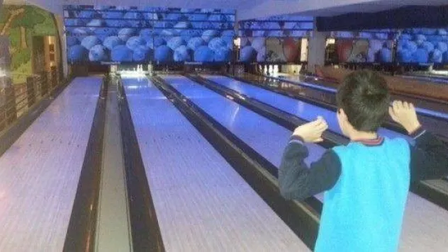 Özel çocuklar bowling ile tanıştı