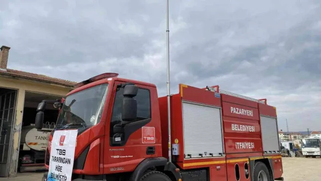 Pazaryeri Belediyesi'ne tam donanımlı itfaiye hibe edildi