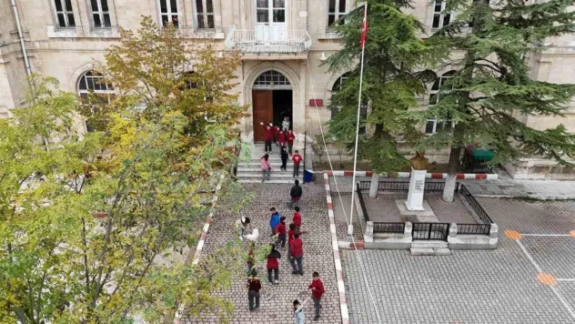 Pınarhisar'ın eğitimdeki asırlık çınarı: Koloğlu İlkokulu binası bir asırdır hizmet veriyor