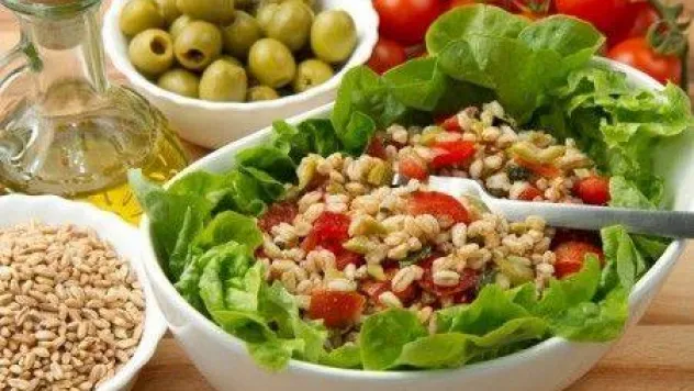 Sağlıklı Yılbaşı Sofrası İçin 10 Altın Öneri