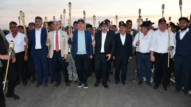 Sakarya Meydan Muharebesi'nin yıl dönümünde Mangal Dağı'ndaki meşaleli yürüyüş başladı