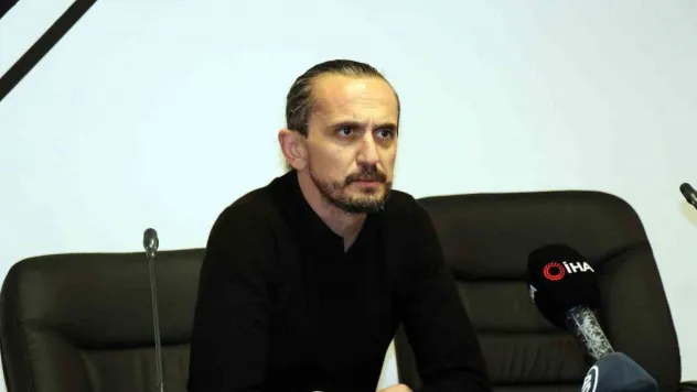 Sakaryaspor, Tuncay Şanlı ile görüştü