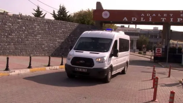 Sancaktepe'de hayatını kaybeden 3 kardeşin cenazeleri aileye teslim edildi