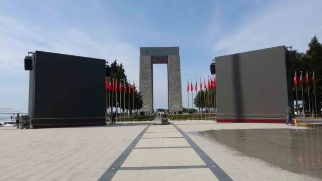 Şehitler Abidesi 18 Mart törenlerine hazır