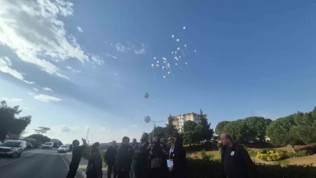 Sıla'nın hayatını kaybettiği yolda çelenkler dizildi, beyaz balonlar gökyüzüne bırakıldı