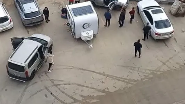 Silivri'de kontrolden çıkan araç otoparka düştü: 1 yaralı