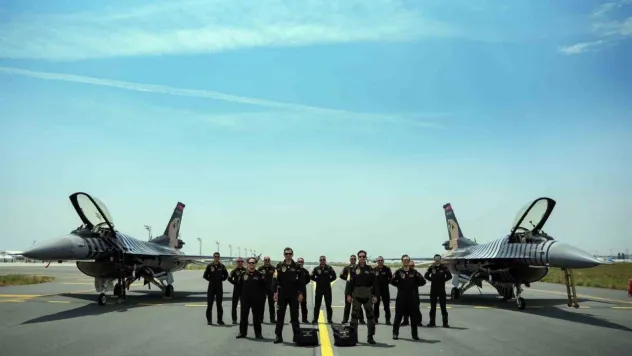 SOLOTÜRK Gösteri Ekibi İstanbul'un fethi etkinleri için yaptığı gösteriye böyle hazırlandı