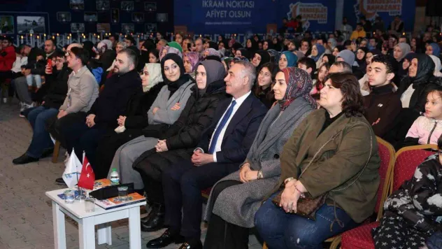 Sultangazi'de Ramazan etkinliklerinin konuğu Bekir Develi oldu