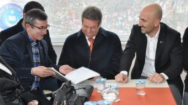 Tahir Sert: Eğitim Gönüllüsü Bir Kardeşinizim 