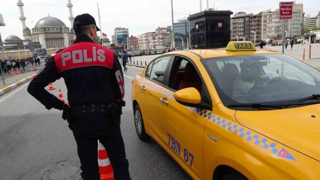Taksim'de helikopter destekli huzur uygulaması