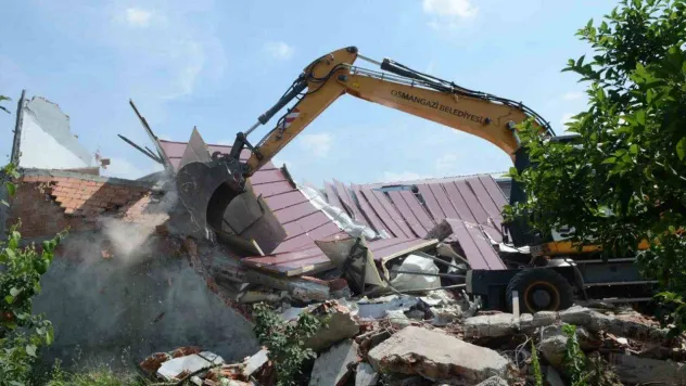 Tarım arazileri üzerindeki kaçak yapılar mercek altında