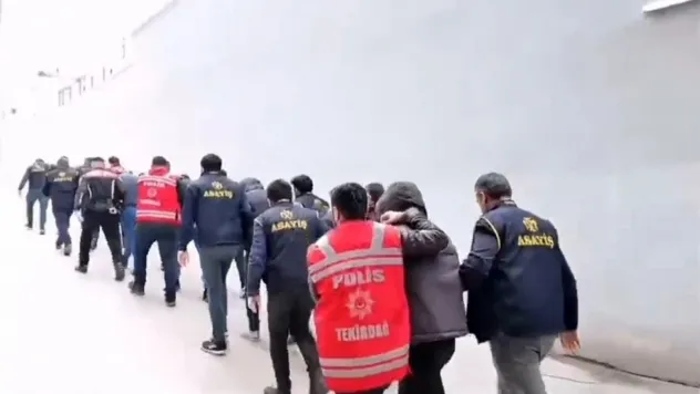 Tekirdağ merkezli 3 ilde eş zamanlı operasyon: 6 milyon TL'lik kablo hırsızlığı çetesi çökertildi