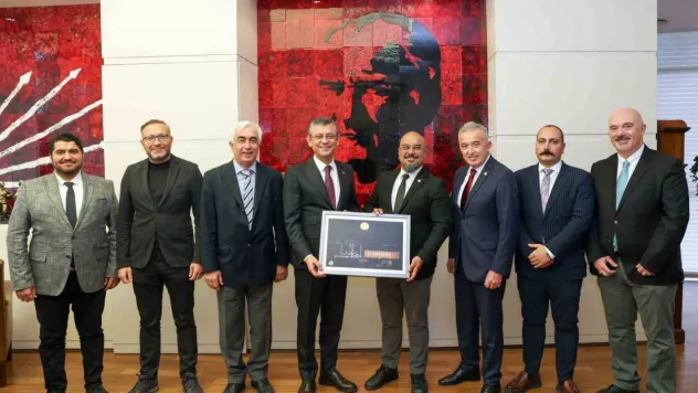 TFMD Yönetim Kurulu'ndan CHP Genel Başkanı Özel'e ziyaret