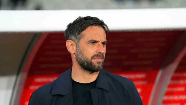 Trendyol Süper Lig: Fatih Karagümrük: 1 - Kayserispor: 0 (İlk yarı)