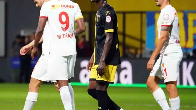 Trendyol Süper Lig: İstanbulspor: 1 - Kayserispor: 1 (Maç sonucu)