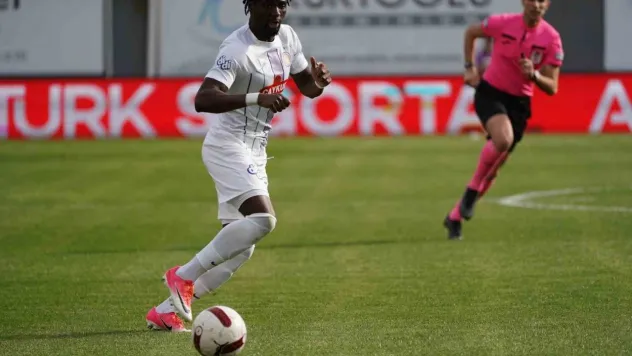 Trendyol Süper Lig: İstanbulspor: 0 - Çaykur Rizespor: 4 (Maç sonucu)