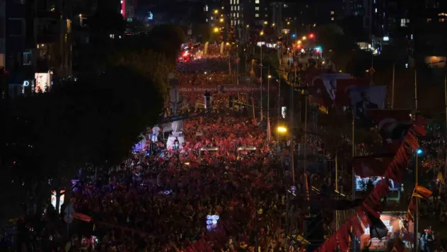 Tüm cumhuriyet sevdalıları Fatih Sultan Mehmet Bulvarında buluşacak