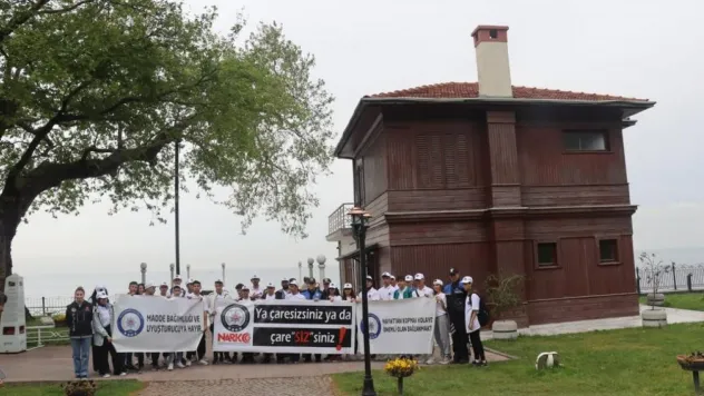 Yalova'da gençlerden bisiklet turu etkinliği