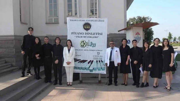 Yalova Güzel Sanatlar Lisesi öğrencilerinden piyano konseri