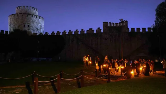 Yedikule zindanlarında fener ışığında tarihe yolculuk