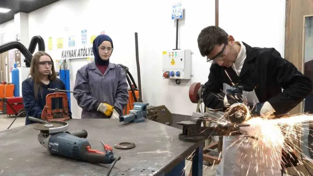 YÖK Başkanı Özvar: 'Staj konusunda birinci önceliğimiz staj sürelerinin uzaması'