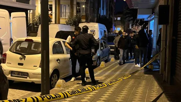 Zeytinburnu'nda iş yerinde yaşanan tartışma kanlı bitti : 2 ölü 1 yaralı