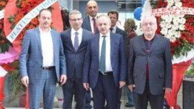 Aysefa Teknoloji Merkezini Çalışma Bakanı Açtı