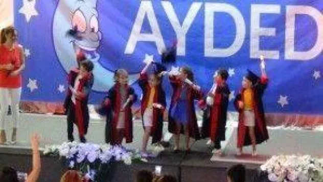 Aydede'de 2.mezuniyet coşkusu