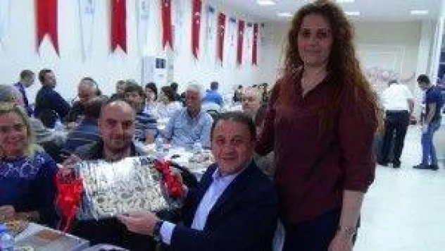 Alipaşa'da 1500 kişilik iftar sofrası kuruldu