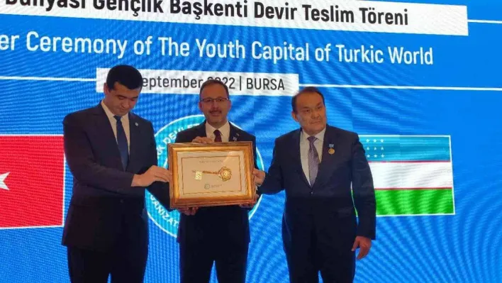 '2023 Türk Dünyası Gençlik Başkenti' unvanı İstanbul'a verildi