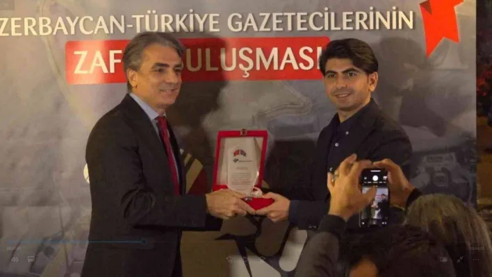 'Azerbaycan-Türkiye Gazetecilerinin Zafer Buluşması'nda gazetecilere 'Karabağ Savaşı Fahri Ödülü' verildi