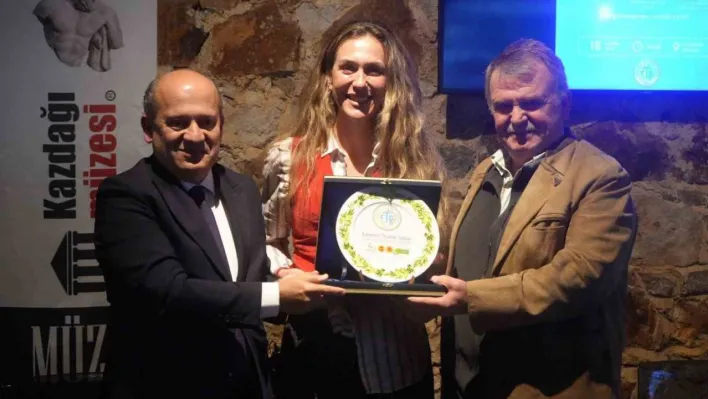 'Dünya bir yana, ben bir yana' söyleşisi