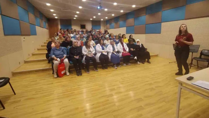 'En İyi Narkotik Polis, Anne'