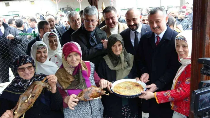 'Kaz Bayramı'nda 200 yıllık gelenek yaşatıldı