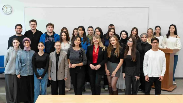 'Liderliğin temeli iletişim'