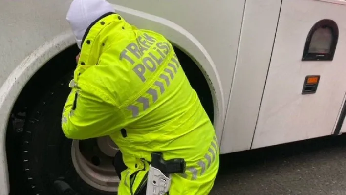 15 Temmuz Demokrasi Otogarı'nda kış lastiği denetimi