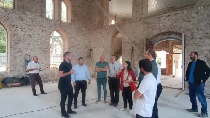 1665 yılında Kara Mustafa Paşa tarafından yaptırılan cami restorasyon ediliyor